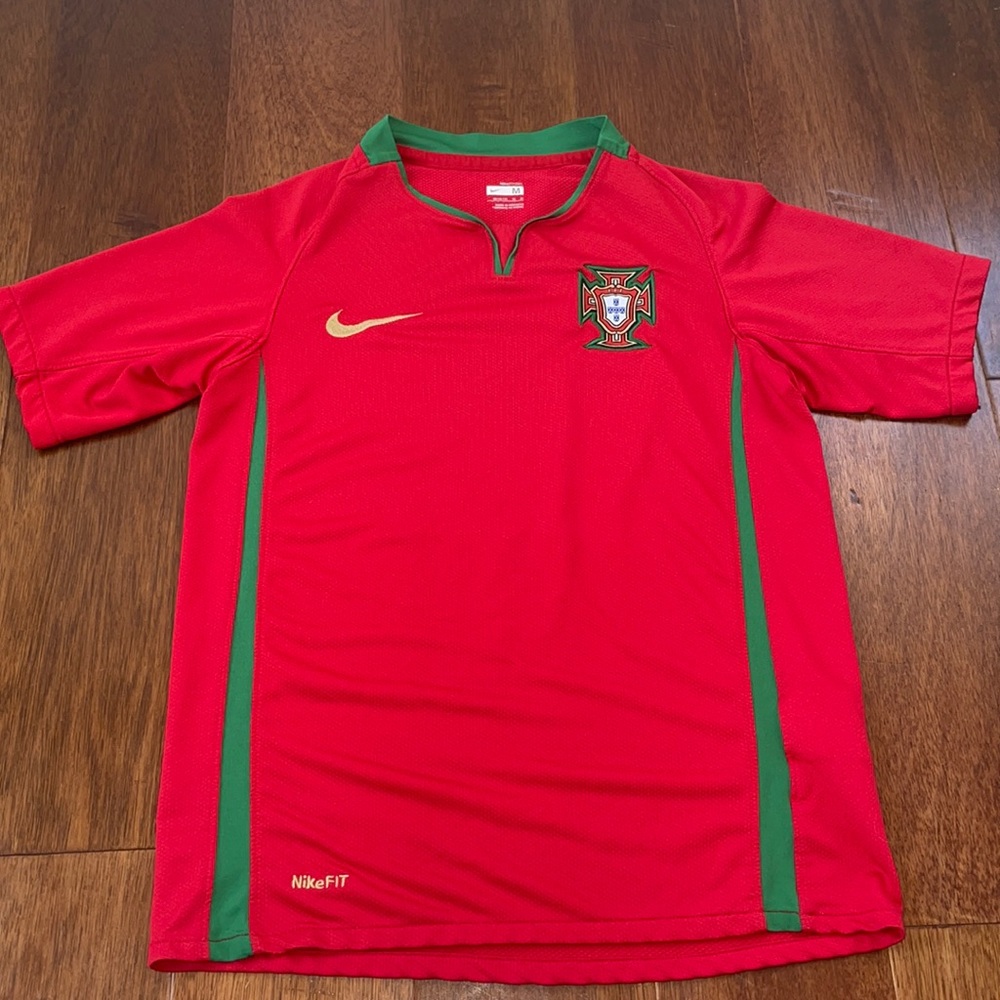 Medium Vintage Portugal National Soccer Team Nike Fit Jersey